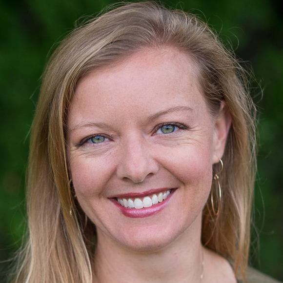 Meet your Posher, Katie - Picture 1 of 1